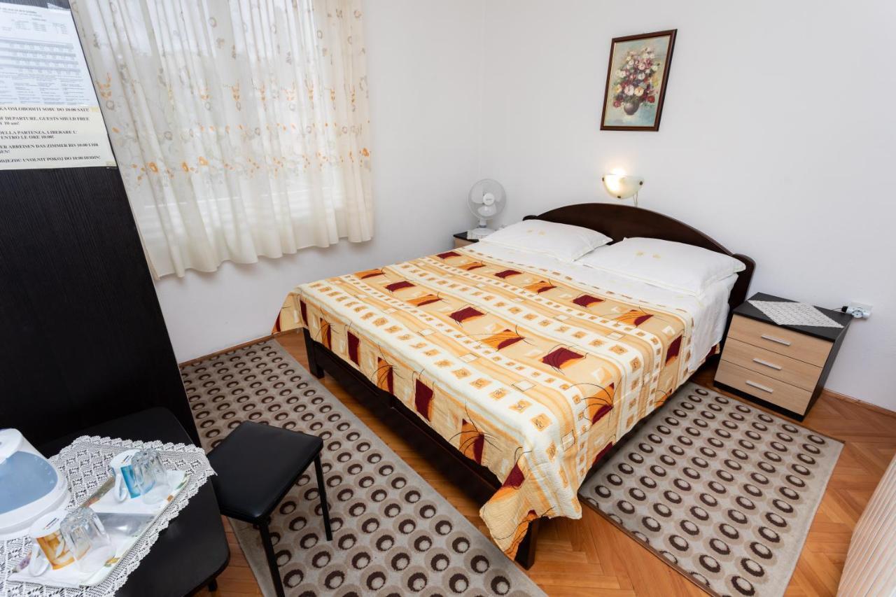 Rooms & Studio Apartment Mira Башка Екстер'єр фото
