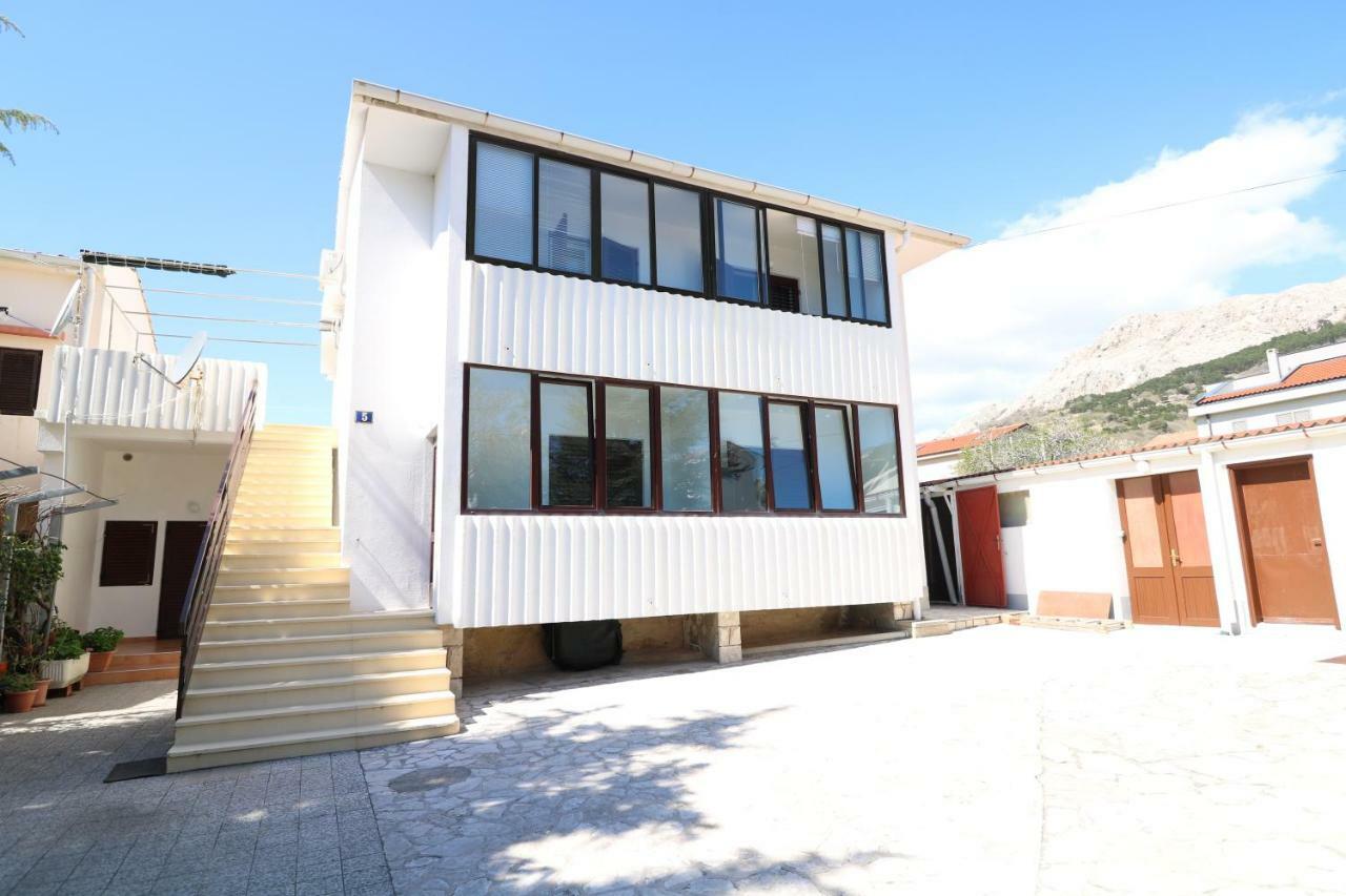 Rooms & Studio Apartment Mira Башка Екстер'єр фото